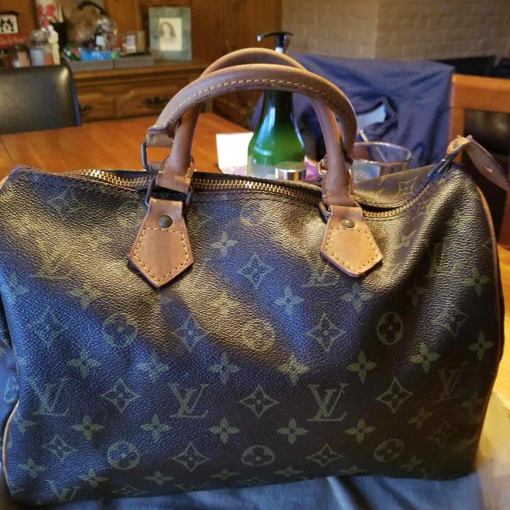 Authentic Louis Vuitton Speedy 30